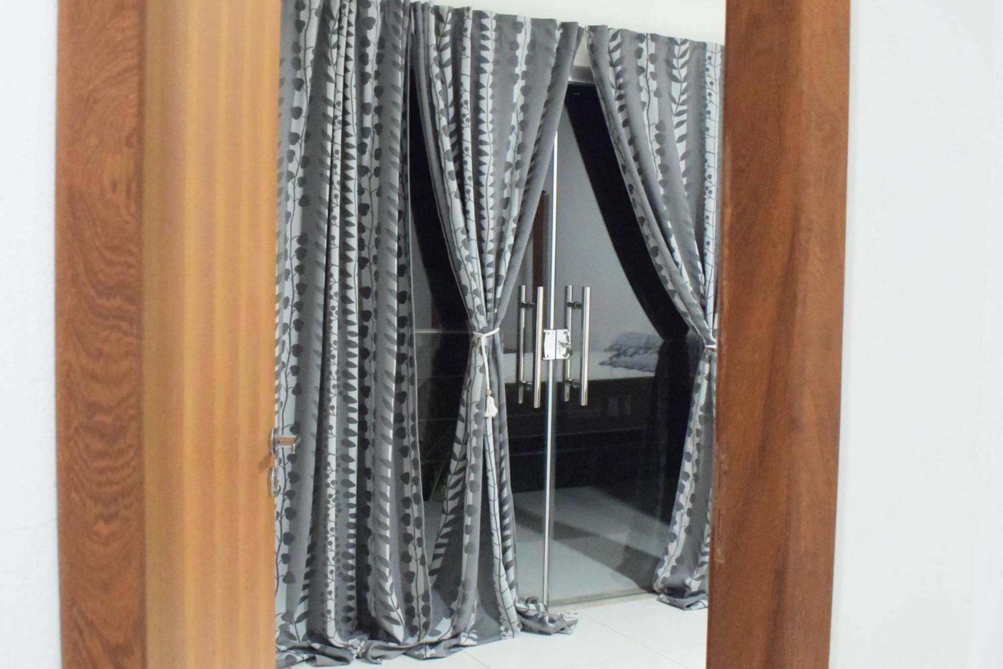 Homestay Com Banheiro Privativo, Ar-condicionado A 5 Minutos Da Praia! *