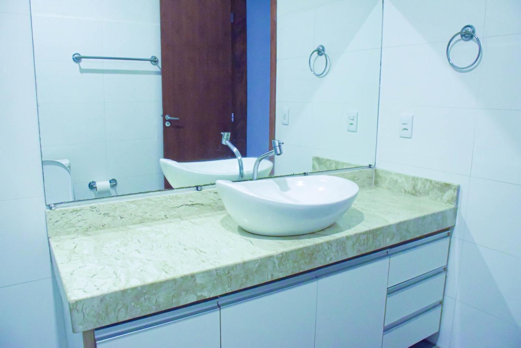 Com Banheiro Privativo, Ar-condicionado A 5 Minutos Da Praia! Homestay Porto Seguro